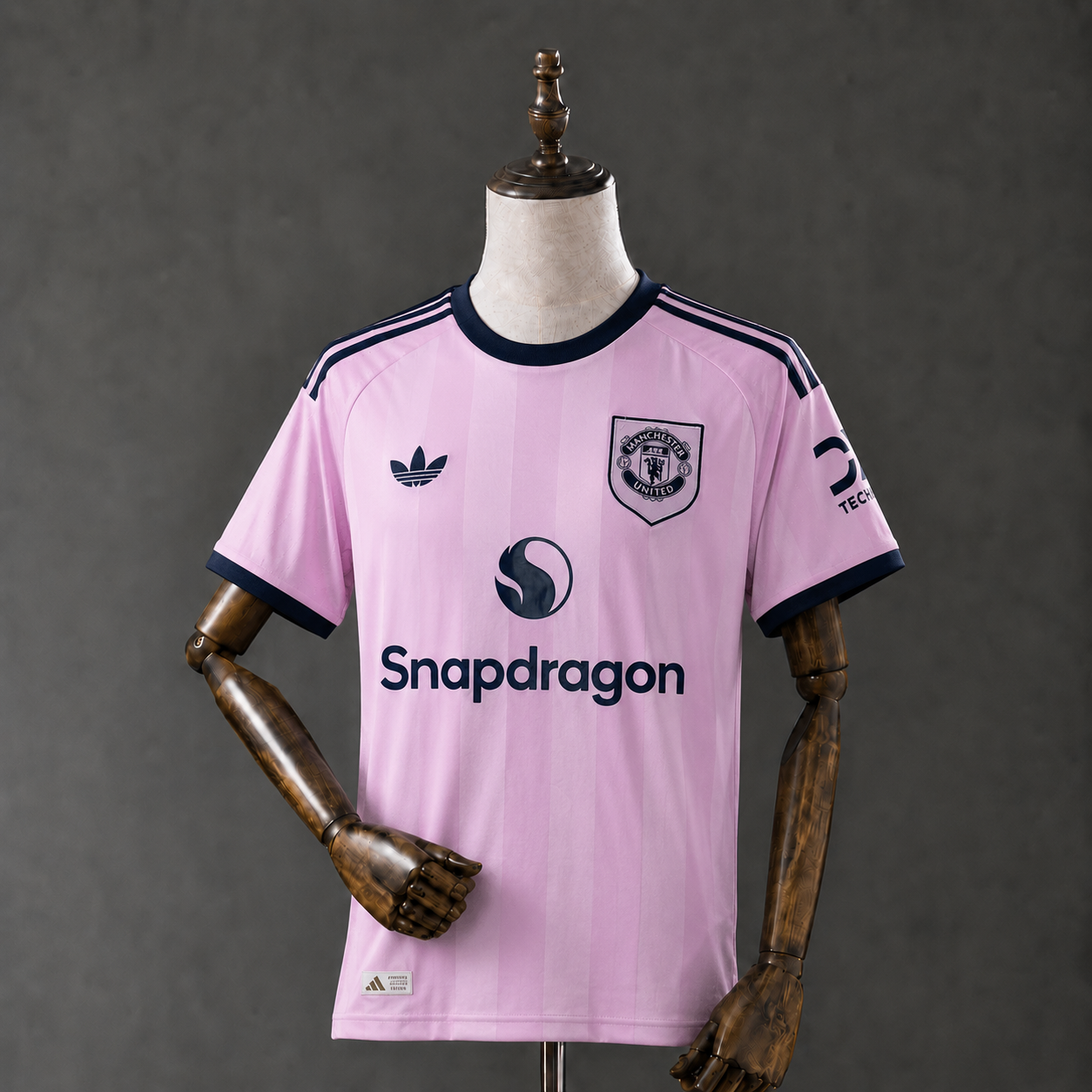 Manchester United Pink