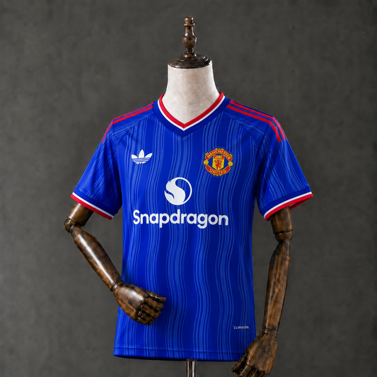 M-U 26/27 Away